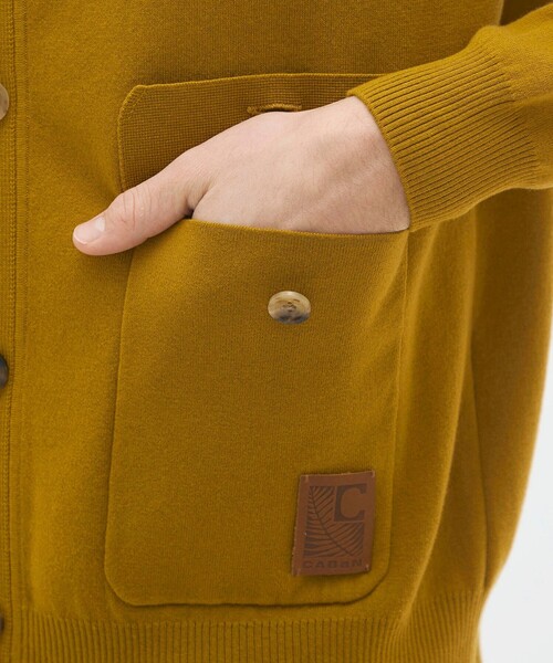 caban（キャバン）の「コットンカシミヤ フラップポケットニットブルゾン（カーディガン/ボレロ・メンズ・ライトベージュ/ブラック/ボルドー/イエロー・L/M/S）」の12枚目の写真