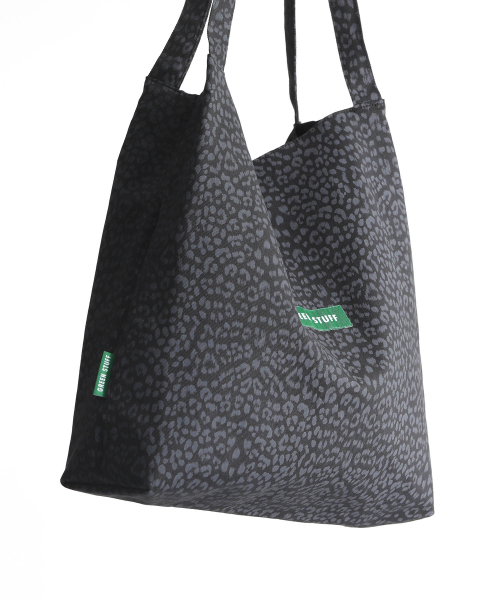 GREEN STUFF（グリーンスタッフ）の「boxy bag 53 - leopard black（エコバッグ/サブバッグ・レディース・その他・FREE）」の2枚目の写真