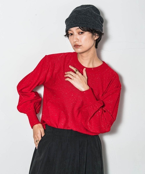 MAYSON GREY(メイソングレイ)の「ミニスパンコールクルーネックニット≪手洗い可能≫(ニット/セーター・レディース・オフホワイト/ライトグレー/レッド/ブラック・M)」の1枚目の写真