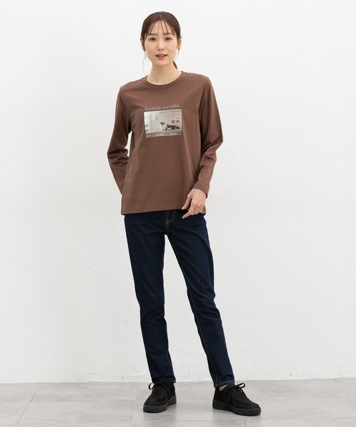 Honeys（ハニーズ）の「フォトプリントＴシャツ（Tシャツ/カットソー・レディース・スミクロ/オフホワイト/ダークブラウン/グレイッシュベージュ/ラベンダー・M/LL/L）」の16枚目の写真