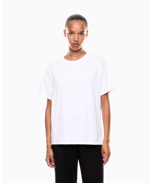 EMPORIO ARMANI EA7(エンポリオアルマーニイーエーセブン)の「<オンライン限定>【エンポリオ アルマーニ EA7】Core Lady 半袖Tシャツ レギュラーフィット ストレッチコットンジャージー(Tシャツ/カットソー・レディース・ホワイト/ブラック・LARGE/MEDIUM/SMALL/X-LARGE/X-SMALL)」の1枚目の写真
