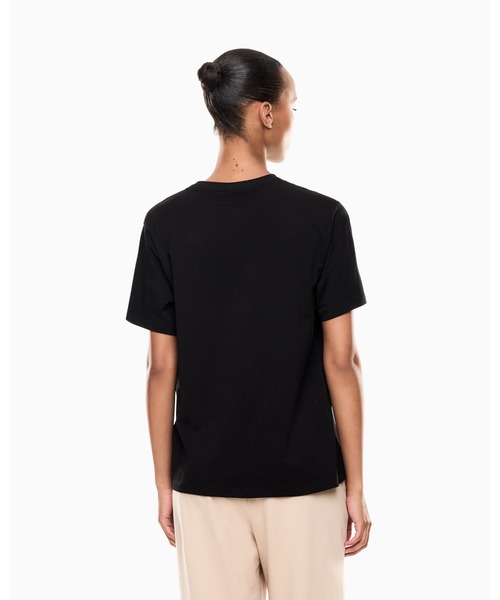 EMPORIO ARMANI EA7(エンポリオアルマーニイーエーセブン)の「<オンライン限定>【エンポリオ アルマーニ EA7】Core Lady 半袖Tシャツ レギュラーフィット ストレッチコットンジャージー(Tシャツ/カットソー・レディース・ホワイト/ブラック・LARGE/MEDIUM/SMALL/X-LARGE/X-SMALL)」の4枚目の写真
