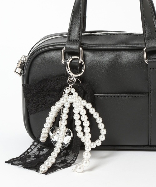 repipi armario（レピピ アルマリオ）の「【2WAY】チャーム付きミニボストンバッグ（ショルダーバッグ・レディース・サックスブルー/ブラック/アイボリー・ONE SIZE）」の17枚目の写真