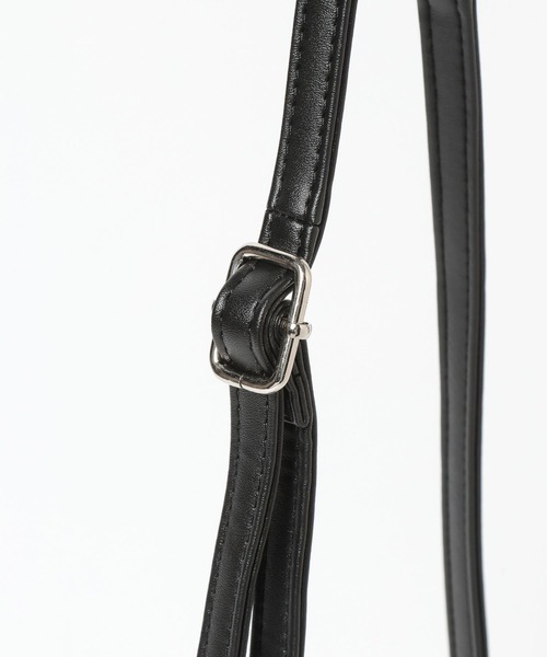 repipi armario（レピピ アルマリオ）の「【2WAY】チャーム付きミニボストンバッグ（ショルダーバッグ・レディース・サックスブルー/ブラック/アイボリー・ONE SIZE）」の21枚目の写真