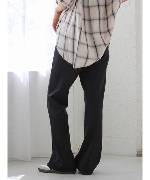 Ungrid(アングリッド)の「ストレッチジャージフレアパンツ(その他パンツ・レディース・ブラック/ブラウン・FREE)」の10枚目の写真