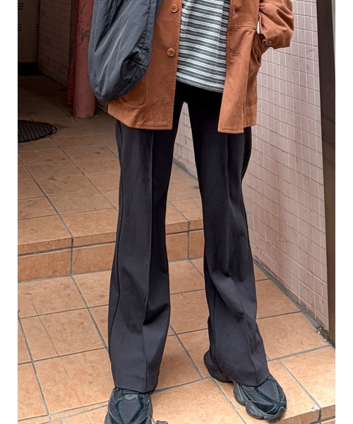 Ungrid(アングリッド)の「ストレッチジャージフレアパンツ(その他パンツ・レディース・ブラック/ブラウン・FREE)」の2枚目の写真