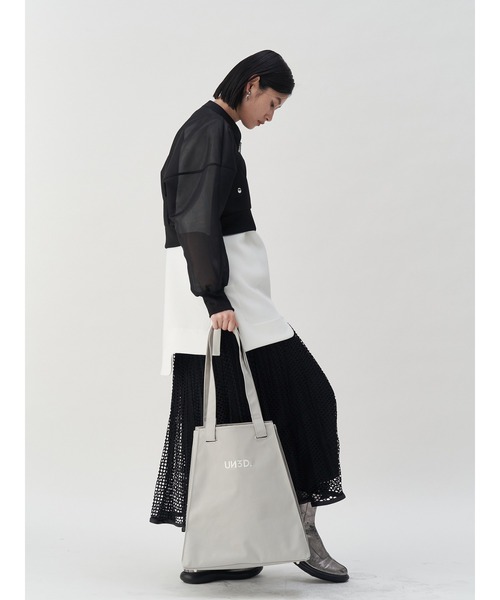 UN3D.(アンスリード)の「MA-1 ORIGAMI PLEATS TOTE(トートバッグ・レディース・ブラック/ベージュ/カーキ・FREE)」の7枚目の写真