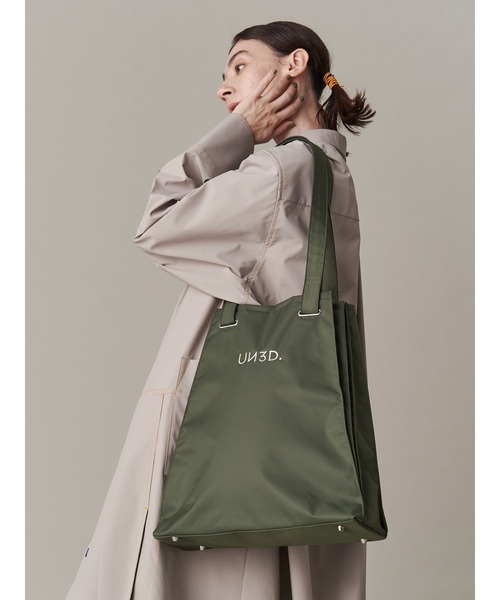 UN3D.(アンスリード)の「MA-1 ORIGAMI PLEATS TOTE(トートバッグ・レディース・ブラック/ベージュ/カーキ・FREE)」の9枚目の写真