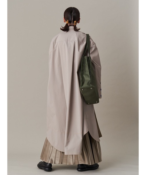 UN3D.(アンスリード)の「MA-1 ORIGAMI PLEATS TOTE(トートバッグ・レディース・ブラック/ベージュ/カーキ・FREE)」の12枚目の写真