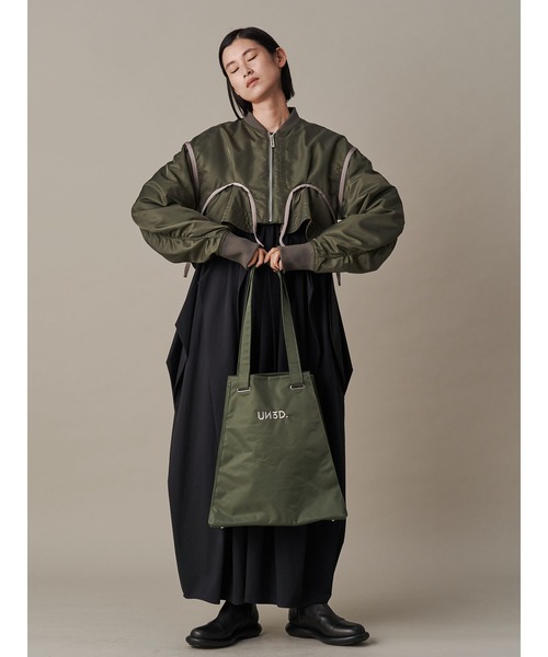 UN3D.(アンスリード)の「MA-1 ORIGAMI PLEATS TOTE(トートバッグ・レディース・ブラック/ベージュ/カーキ・FREE)」の15枚目の写真