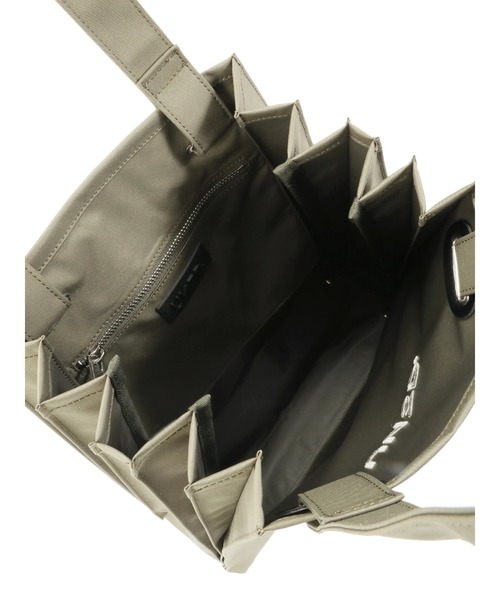 UN3D.(アンスリード)の「MA-1 ORIGAMI PLEATS TOTE(トートバッグ・レディース・ブラック/ベージュ/カーキ・FREE)」の20枚目の写真