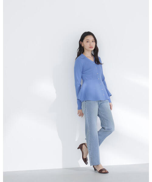 NATURAL BEAUTY BASIC（ナチュラルビューティーベーシック）の「◇サイドスリットストレートデニムパンツ（デニムパンツ・レディース・ブルー系その他2/ブルー・SMALL/MEDIUM/P/S）」の12枚目の写真