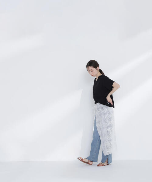 NATURAL BEAUTY BASIC（ナチュラルビューティーベーシック）の「◇サイドスリットストレートデニムパンツ（デニムパンツ・レディース・ブルー系その他2/ブルー・SMALL/MEDIUM/P/S）」の19枚目の写真