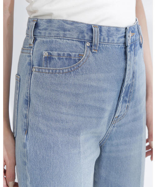 NATURAL BEAUTY BASIC(ナチュラルビューティーベーシック)の「◇サイドスリットストレートデニムパンツ(デニムパンツ・レディース・ブルー系その他2/ブルー・SMALL/MEDIUM/P/S)」の8枚目の写真