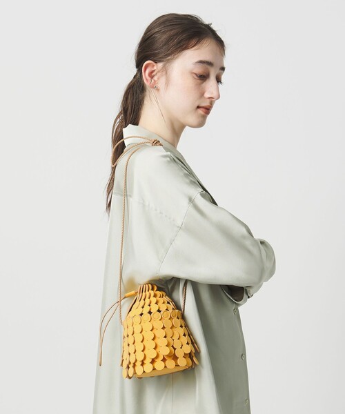 MARY AL TERNA（メアリオルターナ）の「＜MARY AL TERNA＞MOON ショルダーバッグ（ショルダーバッグ・レディース・イエロー・FREE）」の2枚目の写真