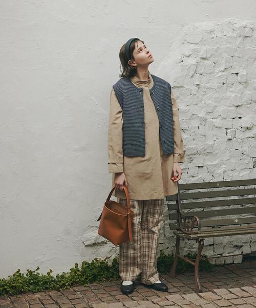 MOHI（モヒ）の「◆【ＭＯＨＩ】メリージェーンフラット（パンプス・レディース・ブラック/ベージュ系その他2・23cm/23.5cm）」の4枚目の写真