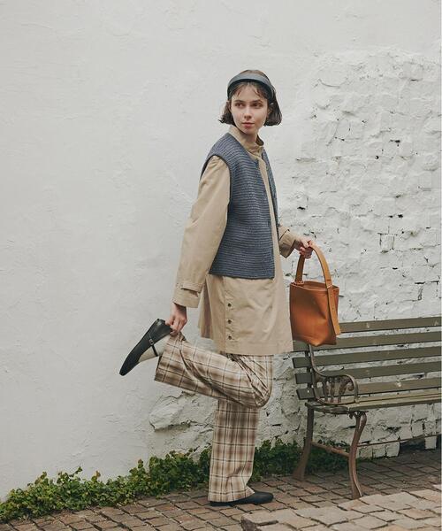 MOHI（モヒ）の「◆【ＭＯＨＩ】メリージェーンフラット（パンプス・レディース・ブラック/ベージュ系その他2・23cm/23.5cm）」の3枚目の写真