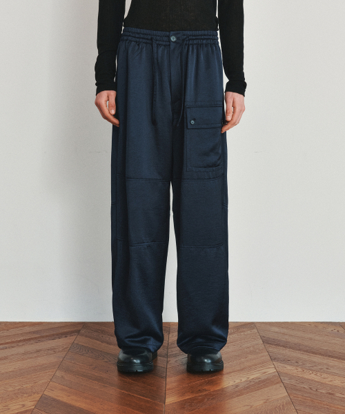 HEUTE(ホイテ)の「HET SILKY BANDING PANTS (NAVY)(その他パンツ・メンズ・ネイビー・M/L)」の1枚目の写真