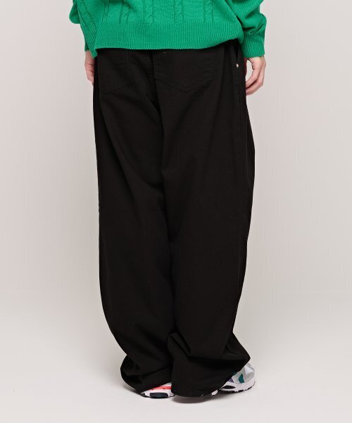 CARGOBROS(カーゴブロス)の「CBピンタックワイドデニムパンツ(ブラック)(デニムパンツ・メンズ・その他・S/M/L)」の3枚目の写真