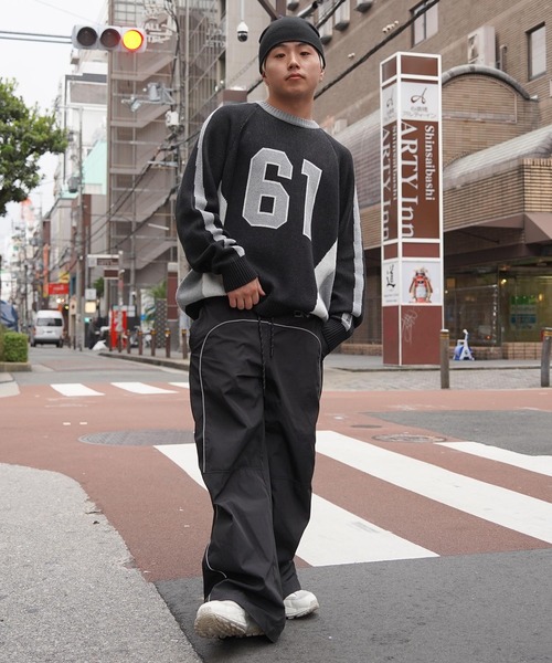 GUIDER（ガイダー）の「【GUIDER】コンパス クルーネックニット / Compass Crew Neck Knit（ニット/セーター・メンズ・ブラウン/ピンク/ブラック・M/L/XL）」の8枚目の写真