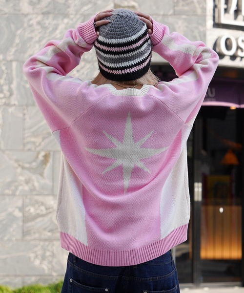 GUIDER（ガイダー）の「【GUIDER】コンパス クルーネックニット / Compass Crew Neck Knit（ニット/セーター・メンズ・ブラウン/ピンク/ブラック・M/L/XL）」の6枚目の写真