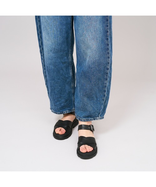 Clarks(クラークス)の「Orinoco3 Cross / オリノコ3クロス (ブラックレザー)(サンダル・レディース・ブラック・UK4.5/UK4/UK3.5/UK3/UK6/UK5.5/UK5)」の16枚目の写真
