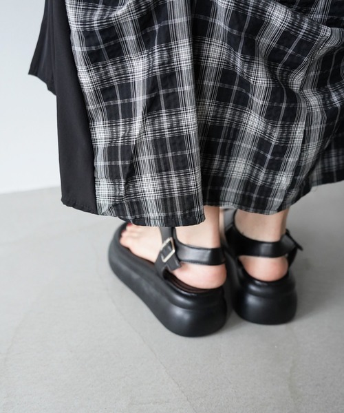 SANSeLF（サンセルフ）の「【SANSeLF】ワイドソールトングサンダル sas26s005（サンダル・レディース・レオパード/ブラック/シルバー・39/38/37/36）」の19枚目の写真