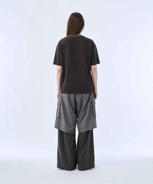 PHILTHEORY(フィルセオリー)の「Metal button henly neck T-shirts / メタルボタンヘンリーネックT(Tシャツ/カットソー・メンズ・チャコールグレー/ブラウン・1/3/2)」の11枚目の写真