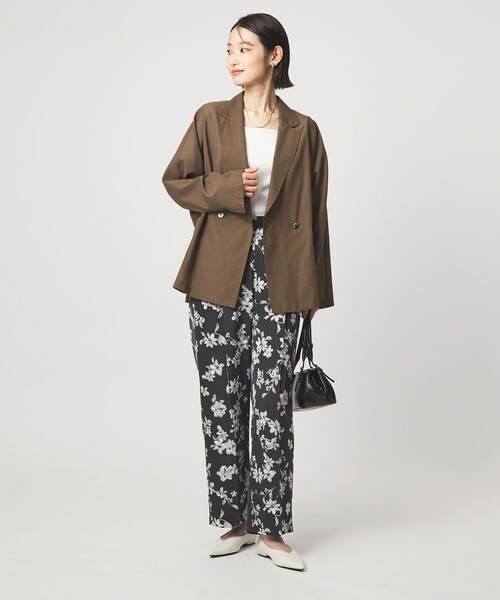 green label relaxing（グリーンレーベルリラクシング）の「［size SHORTあり］VeryLight  ベリーライト ジャケット ウォッシャブル 接触冷感（テーラードジャケット・レディース・ブラック/ダークブラウン・FREE/SHORT）」の9枚目の写真