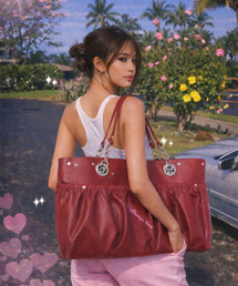 TTMAB（ティティマブ）の「オールウェイズラブ トート - フィッシュネットストッキング レッド（トートバッグ）」