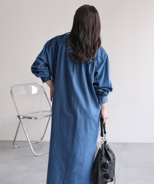 ap retro（アプレトロ）の「【India Fabric】ピンタックデニムシャツワンピース / 大人カジュアルロング（シャツワンピース・レディース・ブルー/ライトブルー/ダークブルー・FREE）」の7枚目の写真