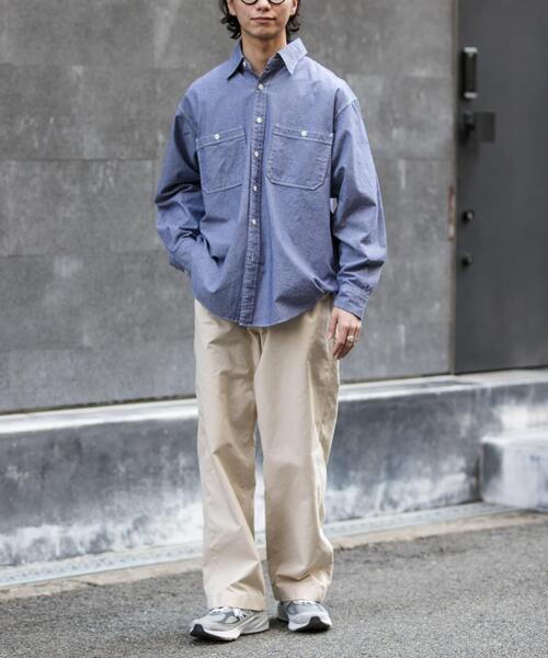 FORK&SPOON（フォークアンドスプーン）の「FORK&SPOON　ダブルポケットシャンブレーシャツ（シャツ/ブラウス・メンズ・ブルー/アイボリー・5/4）」の17枚目の写真