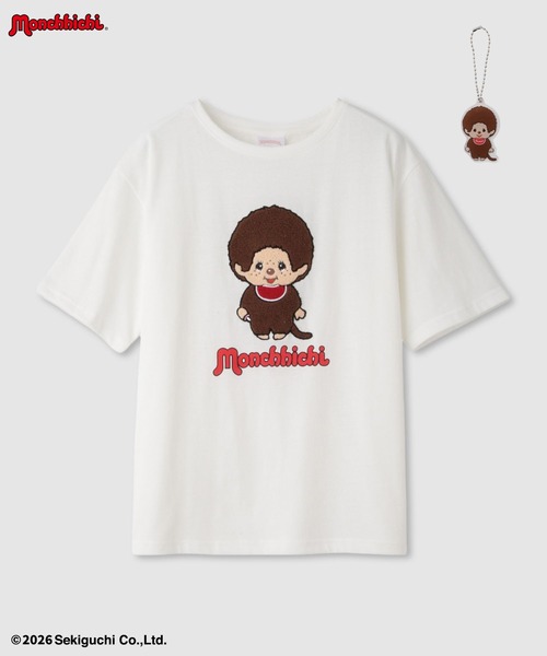 Mac-House(マックハウス)の「【 Monchhichi / モンチッチ 】 サガラ刺繍Tシャツ アクリルキーホルダー付き(Tシャツ/カットソー・レディース・ホワイト/ピンク/ブラウン/オートミール/ブルー・M/L)」の1枚目の写真