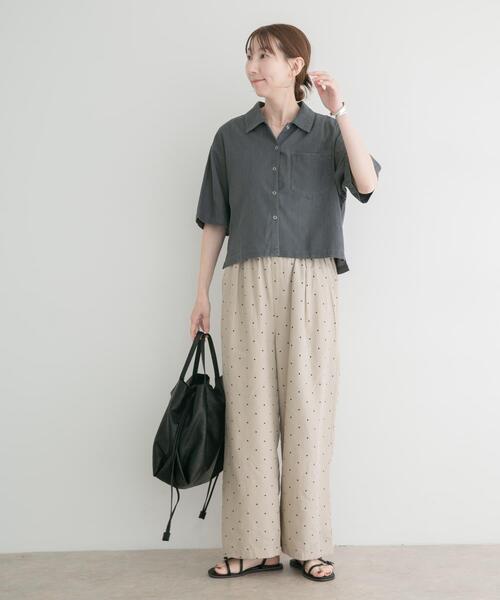 ITEMS URBANRESEARCH（アイテムズ アーバンリサーチ）の「レーヨンデニム半袖シャツ（シャツ/ブラウス・レディース・ブラック/ワンウォッシュ・FREE）」の10枚目の写真