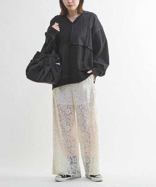 CONVERSE TOKYO(コンバーストウキョウ)の「PATCHWORK CUT-OFF TOP(Tシャツ/カットソー・レディース・グレー/ブラック・MEDIUM/SMALL)」の7枚目の写真