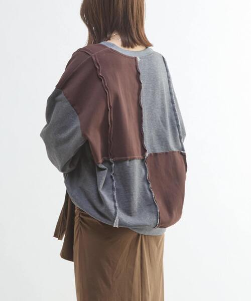 CONVERSE TOKYO(コンバーストウキョウ)の「PATCHWORK CUT-OFF TOP(Tシャツ/カットソー・レディース・グレー/ブラック・MEDIUM/SMALL)」の10枚目の写真