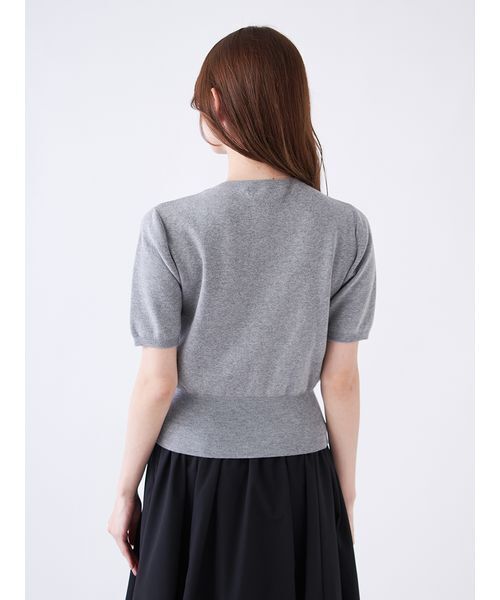 SNIDEL（スナイデル）の「【WEB限定/ROSE Collection】モチーフボタンニットカーディガン（カーディガン/ボレロ・レディース・レッド/ネイビー/サックスブルー/グレー・F）」の11枚目の写真