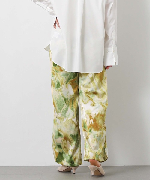 Gready Brilliant（グレディブリリアン）の「ぼかしフラワーワイドパンツ（その他パンツ・レディース・ブラウン系/イエロー系・FREE）」の17枚目の写真