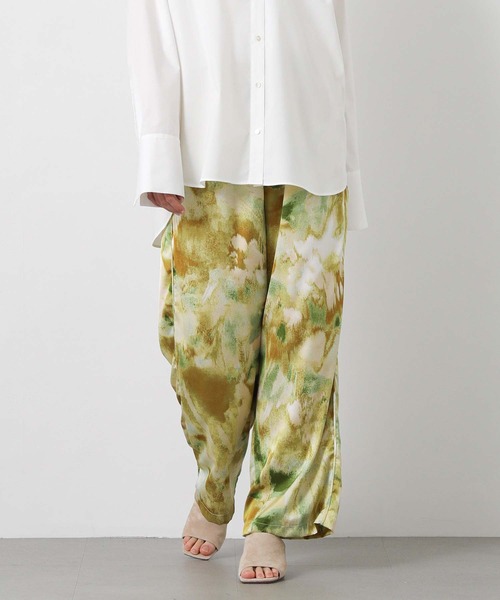 Gready Brilliant（グレディブリリアン）の「ぼかしフラワーワイドパンツ（その他パンツ・レディース・ブラウン系/イエロー系・FREE）」の18枚目の写真