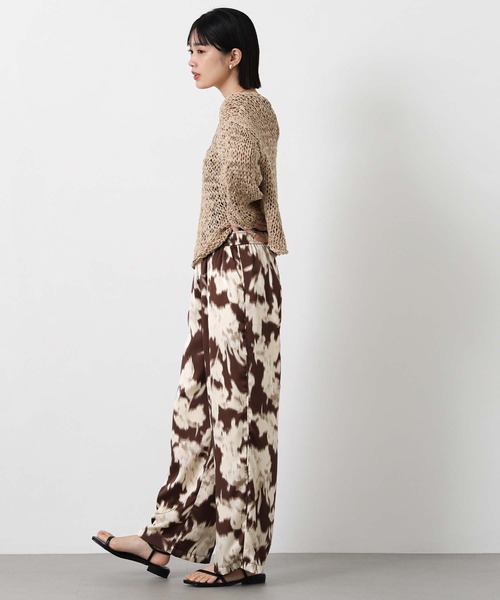 Gready Brilliant（グレディブリリアン）の「ぼかしフラワーワイドパンツ（その他パンツ・レディース・ブラウン系/イエロー系・FREE）」の4枚目の写真