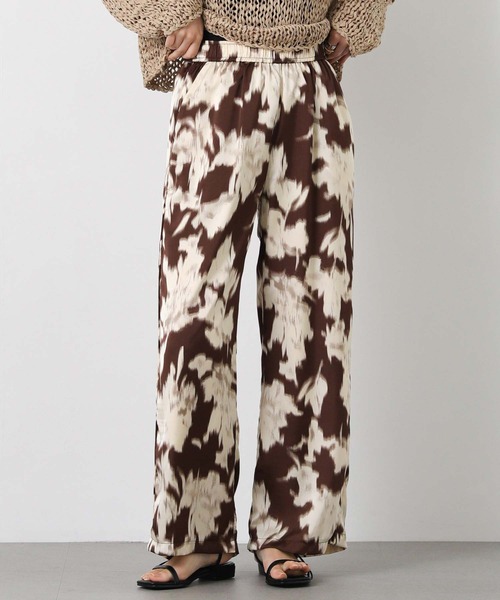 Gready Brilliant（グレディブリリアン）の「ぼかしフラワーワイドパンツ（その他パンツ・レディース・ブラウン系/イエロー系・FREE）」の10枚目の写真