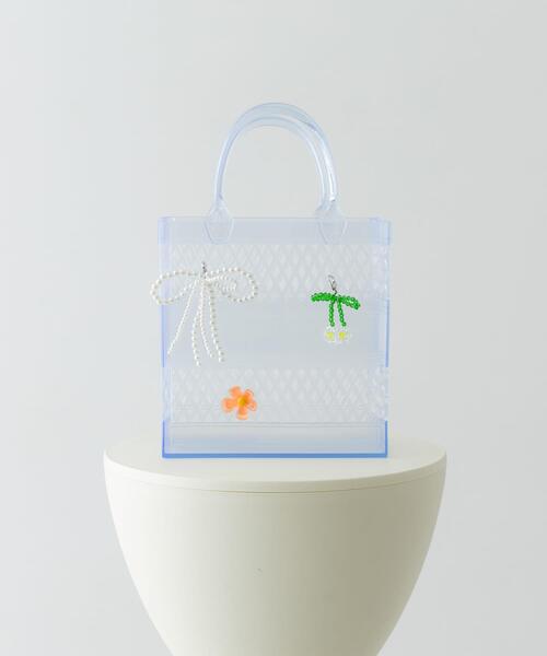 RODE SKO（ロデスコ）の「チャームセットジェリーバッグ（ハンドバッグ・レディース・クリア/ライトブルー/ブラック・ONE）」の3枚目の写真