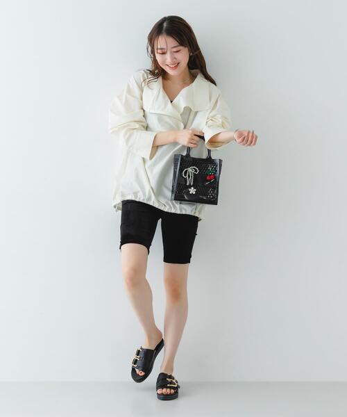 RODE SKO（ロデスコ）の「チャームセットジェリーバッグ（ハンドバッグ・レディース・クリア/ライトブルー/ブラック・ONE）」の8枚目の写真