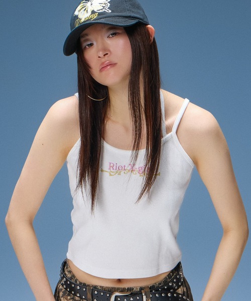 X-girl（エックスガール）の「MULTI WAY STRING CAMISOLE（キャミソール・レディース・ブラック/ホワイト/ベージュ・ONE SIZE）」の2枚目の写真