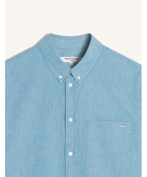 Maison Kitsune（メゾンキツネ）の「PROFILE FOX REGULAR SHIRT（シャツ/ブラウス・メンズ・ライトブルー・L/M/S/XL/XS）」の4枚目の写真
