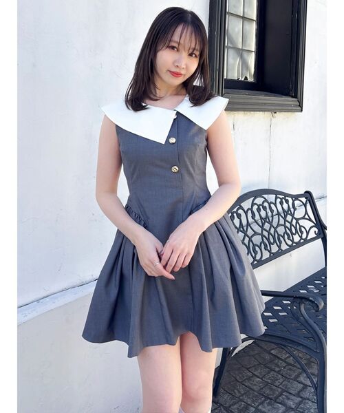 dazzlin(ダズリン)の「アシメフラットカラーミニワンピース(ワンピース・レディース・ベージュ/ネイビー/チャコールグレー・MEDIUM/SMALL)」の2枚目の写真
