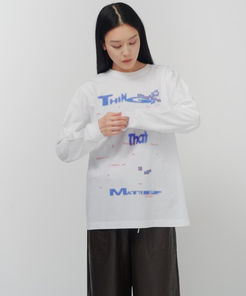 THINGS THAT MATTER（シングス ザット マター）の「CHAOS PRINT LONG T-SHIRT  / カオス プリント ロングTシャツ / ZOZOTOWN限定商品（Tシャツ/カットソー・レディース・ホワイト×ブルー/ホワイト×グリーン・FREE）」の8枚目の写真