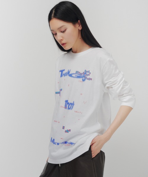 THINGS THAT MATTER（シングス ザット マター）の「CHAOS PRINT LONG T-SHIRT  / カオス プリント ロングTシャツ / ZOZOTOWN限定商品（Tシャツ/カットソー・レディース・ホワイト×ブルー/ホワイト×グリーン・FREE）」の11枚目の写真