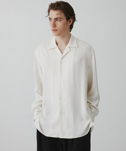 UNITED TOKYO（ユナイテッドトウキョウ）の「【接触冷感】DOUBLE TWIST CUPRA オープンカラーシャツ　｜吸湿性/湿気/防シワ（シャツ/ブラウス・メンズ・ブラック/オフホワイト/ダークグレー・1/2）」の2枚目の写真