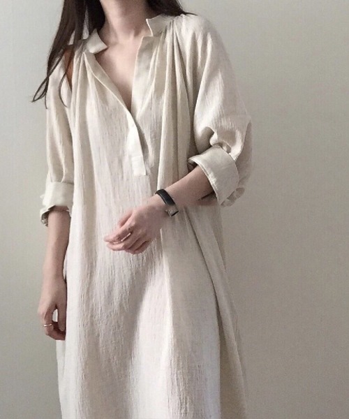 Flugge（フラッジー）の「スキッパーネックロングワンピース（ワンピース・レディース・アイボリー・LARGE/MEDIUM）」の4枚目の写真